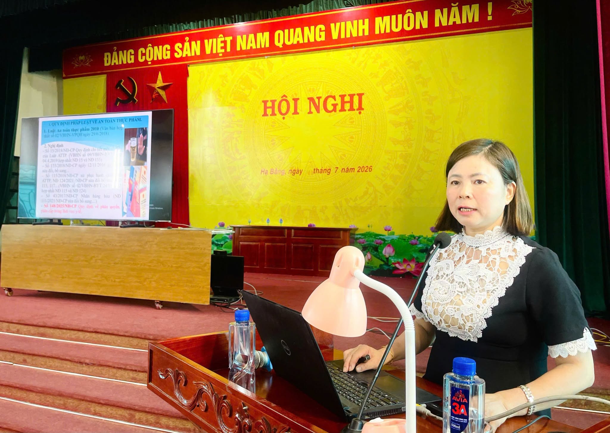 Trạm Y tế xã Hạ Bằng tập huấn kiến thức an toàn thực phẩm cho hơn 200 đại biểu đến từ các trường học có tổ chức ăn bán trú trước năm học mới 2026–2027